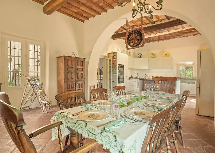 Centolivi 12 By Salogi Willa *