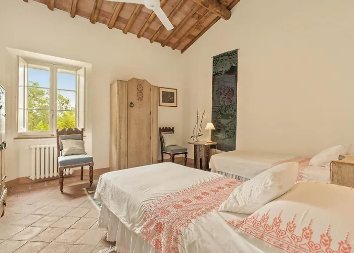 Centolivi 12 By Salogi Willa Montecastello